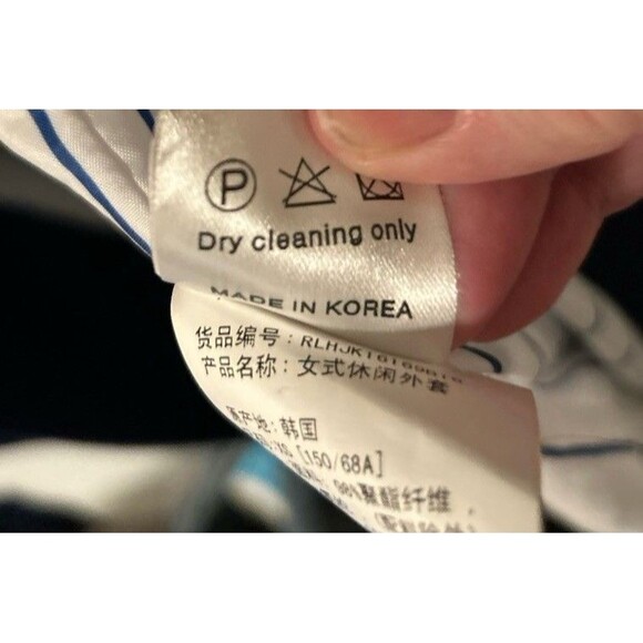 Rocket X Lunch Women’s Size XS Navy Trench Coat W/Zipper & Belt Close. Beautiful - Picture 4 of 10